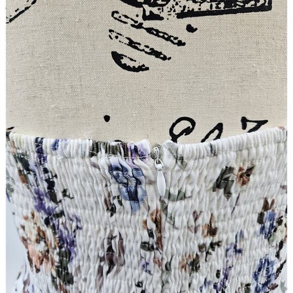 Gwen White Floral Mini Dress Women Size Small - Picture 4 of 9